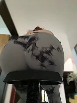 MarilynSmith01 online show from 8, 10, 2025