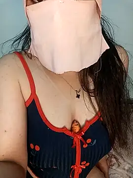 Queen-15 online show from 13, 10, 2025