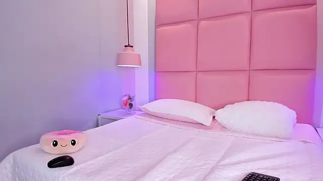 JulianaValencia online show from 14, 3, 2026