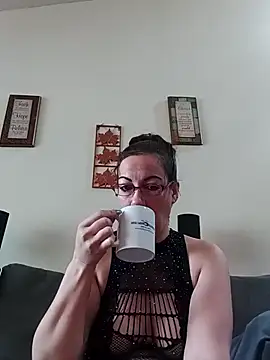 candygurl666 online show from 10, 9, 2025