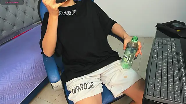 Snapshot of SamBlack_ chatting on 3, 2, 2026 SamBlack online show from 3, 2, 2026