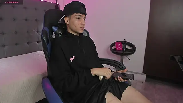 SamBlack  online show from 10, 4, 2026