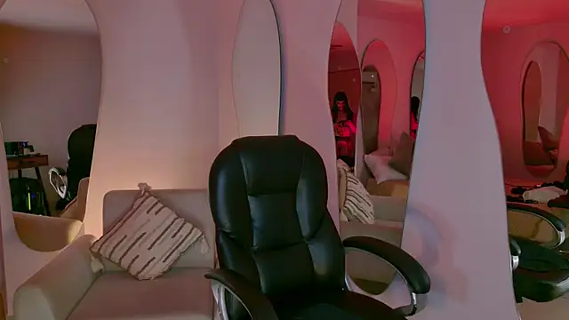 AgathaKondo  online show from 10, 2, 2026