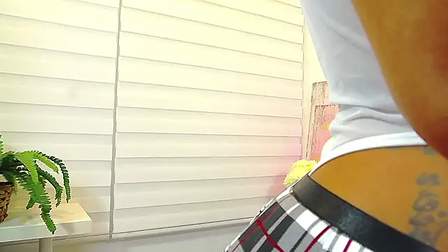 ParisRoux online show from 21, 10, 2025