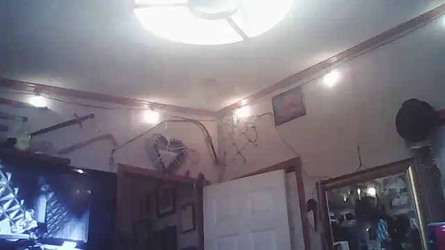 Snapshot of BonnienClyde5421 chatting on 9, 2, 2026 BonnienClyde5421 online show from 9, 2, 2026