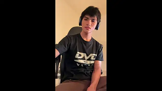 Angel bunny2 online show from 6, 2, 2026