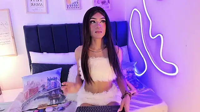Snapshot of Hanna_Deluxe chatting on 25, 10, 2025 Hanna Deluxe online show from 25, 10, 2025