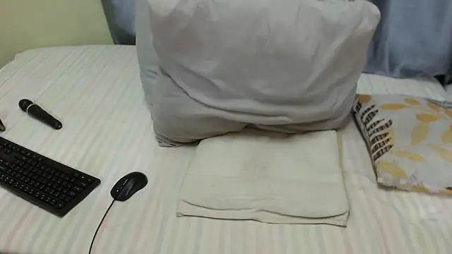 HornyEbony4u online show from 30, 11, 2025