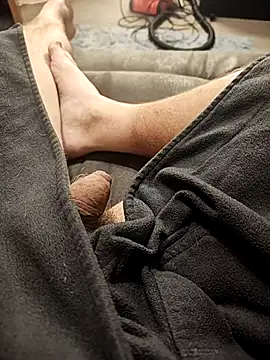 hubbyfun19 online show from 4, 11, 2025