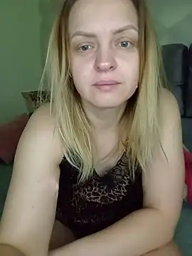 Ami Foxy online show from 16, 5, 2026