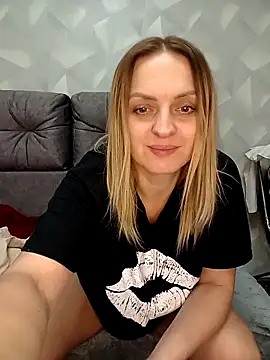 Ami Foxy online show from 22, 12, 2025