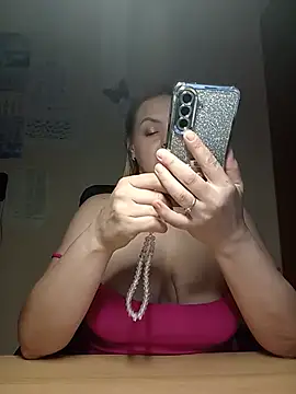 Ami Foxy online show from 9, 7, 2026