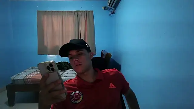 Jaket lovers online show from 8, 10, 2025