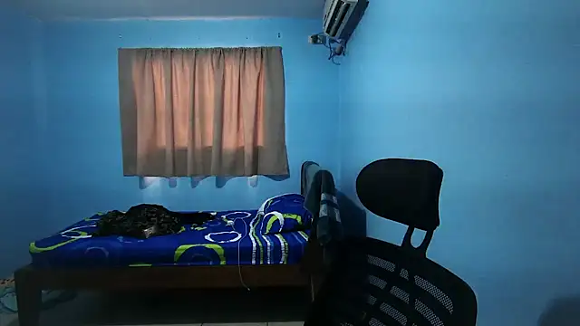 Jaket lovers online show from 23, 9, 2025