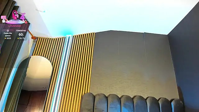 Gina 77 online show from 5, 12, 2025