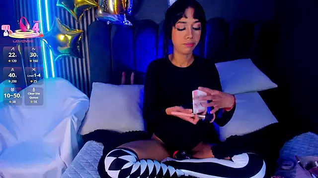 Gina 77 online show from 4, 10, 2025