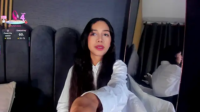 Gina 77 online show from 19, 9, 2025