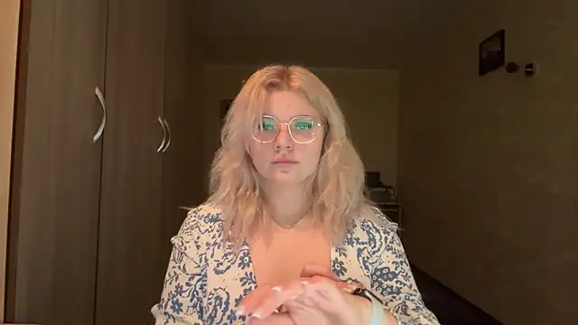 sunshinyflash online show from 11, 11, 2025