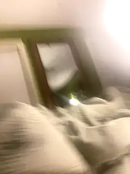 Snapshot of caramel__cremes chatting on 28, 9, 2025 caramel cremes online show from 28, 9, 2025