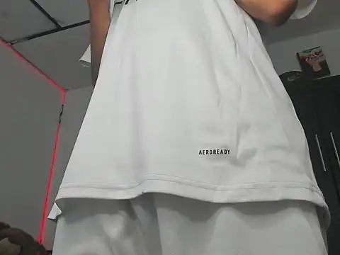 Mateo Escobar online show from 1, 11, 2025