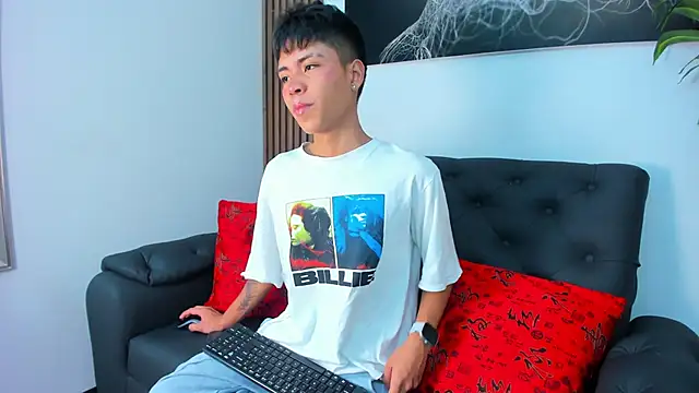 MaxiWildd online show from 19, 2, 2026