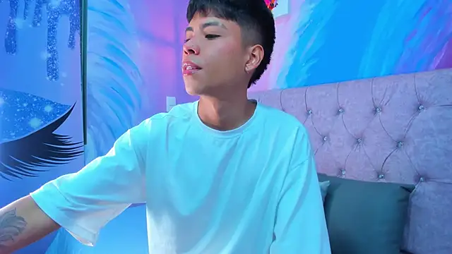 MaxiWildd online show from 7, 4, 2026