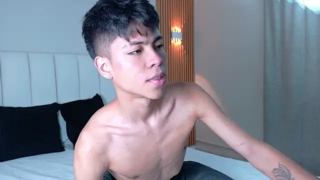 MaxiWildd online show from 12, 3, 2026