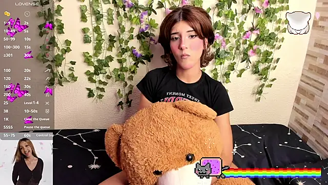 Amy Moonlight online show from 6, 11, 2025