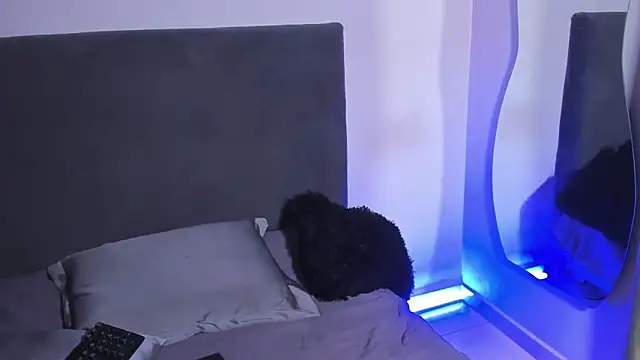 saramikaelson online show from 31, 3, 2026