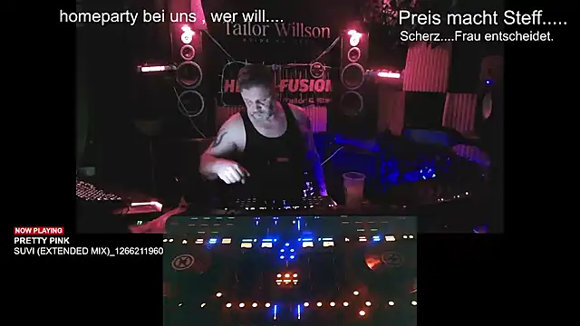 Wir2002Paar online show from 15, 11, 2025