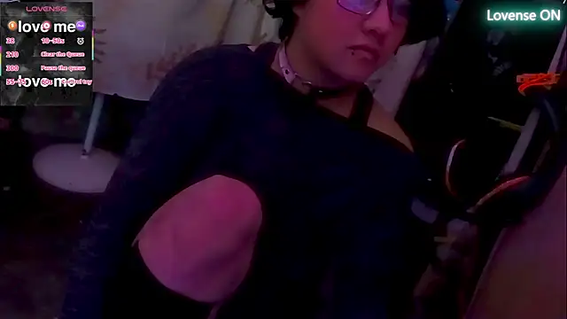 Ftm Bunny online show from 17, 12, 2025