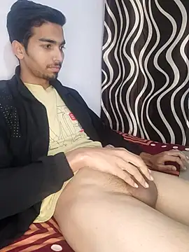 Sweetfucker  online show from 3, 12, 2025