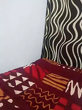 Sweetfucker  online show from 12, 11, 2025