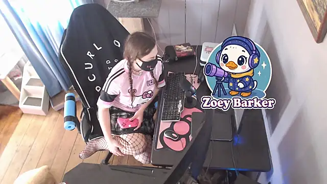 ZoeyBarker2007 online show from 20, 9, 2025