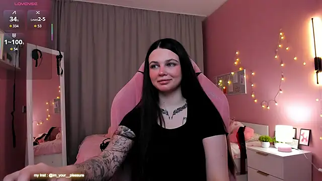 Snapshot of Michela_Fruet chatting on 30, 11, 2025 Michela Fruet online show from 30, 11, 2025