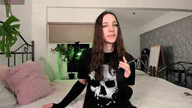 SilverMuse online show from 15, 3, 2026