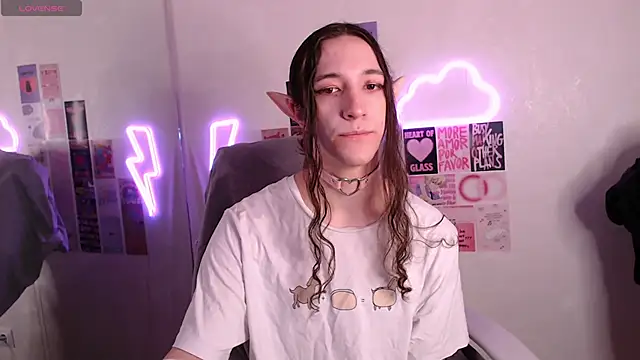 Snapshot of SilverMuse chatting on 12, 2, 2026 SilverMuse online show from 12, 2, 2026