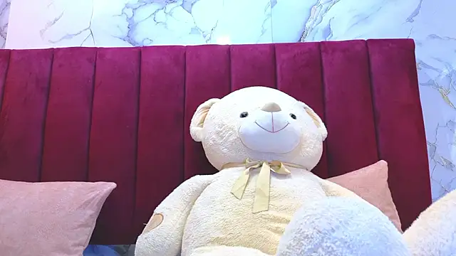 PrincePoppy online show from 8, 2, 2026