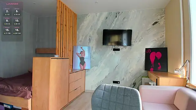 Snapshot of miss_bubbles_ chatting on 16, 9, 2025 miss bubbles online show from 16, 9, 2025