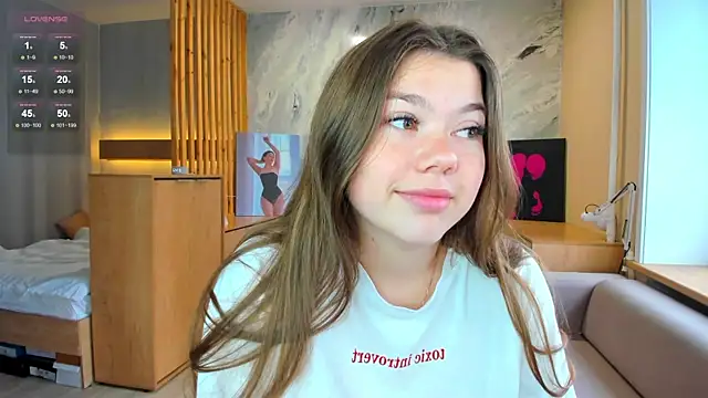 Snapshot of miss_bubbles_ chatting on 13, 9, 2025 miss bubbles online show from 13, 9, 2025