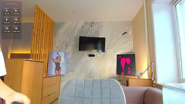 Snapshot of miss_bubbles_ chatting on 15, 9, 2025 miss bubbles online show from 15, 9, 2025