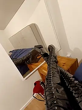 Teafeet online show from 3, 2, 2026