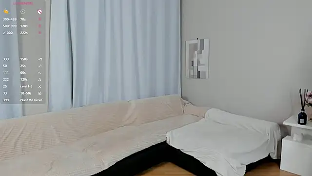 OdelynaFrake online show from 28, 9, 2025