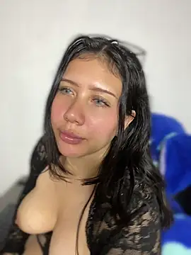 snow doll online show from 24, 4, 2026