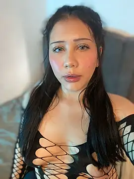 Snapshot of snow_doll chatting on 3, 7, 2026 snow doll online show from 3, 7, 2026