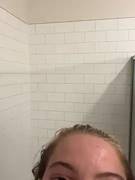 imtessaxoxo online show from 23, 9, 2025