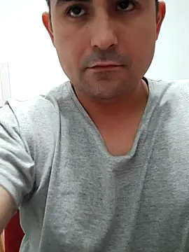 Bradd 32 online show from 8, 5, 2026