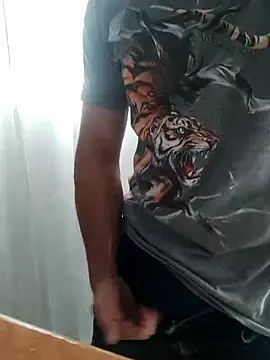 Bradd 32 online show from 13, 2, 2026