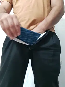 Bradd 32 online show from 15, 2, 2026