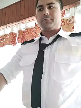 Bradd 32 online show from 9, 2, 2026